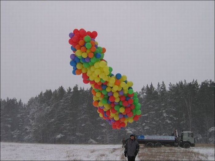 Toy Balloons Flight (21 pics)