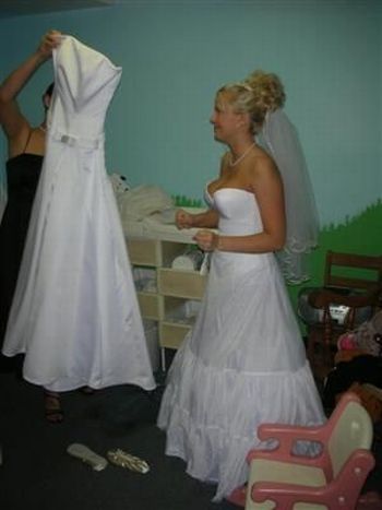 Brides Before the Ceremony (33 pics)