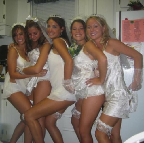 Brides Before The Ceremony Pics