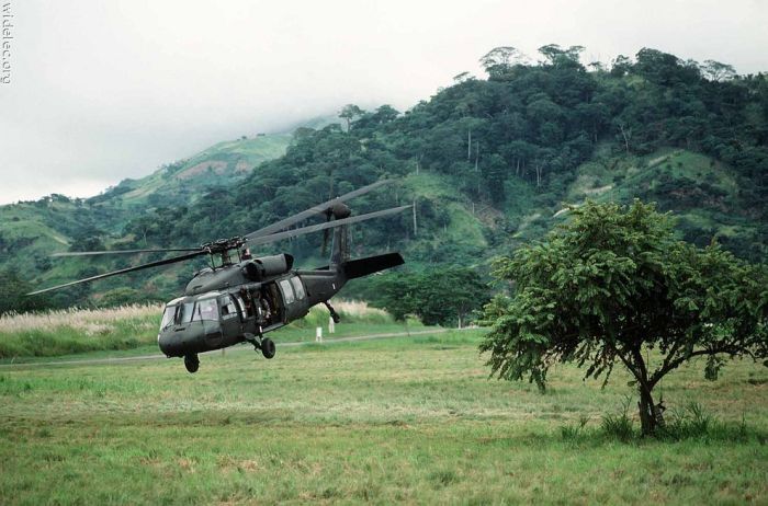 Helicopter Photos (99 pics)