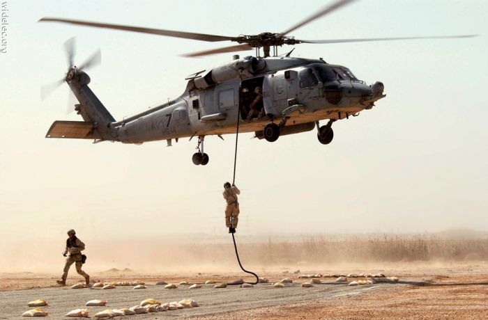 Helicopter Photos (99 pics)