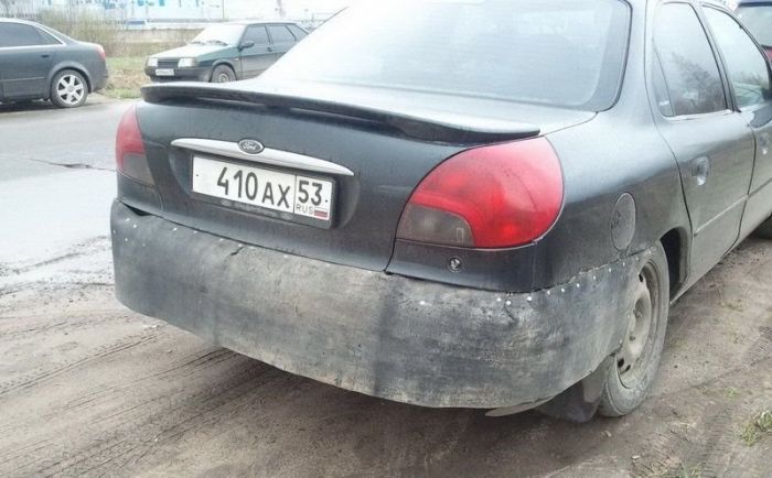 Do It Yourself Car Repair Fail (5 pics)