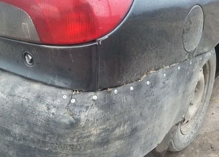 Do It Yourself Car Repair Fail (5 pics)