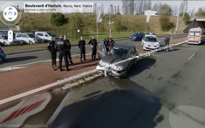 Google Street View Accidents (12 pics)