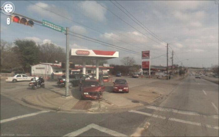 Google Street View Accidents (12 pics)