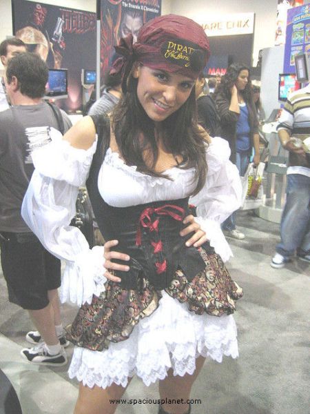 Pirate Girls (44 pics)