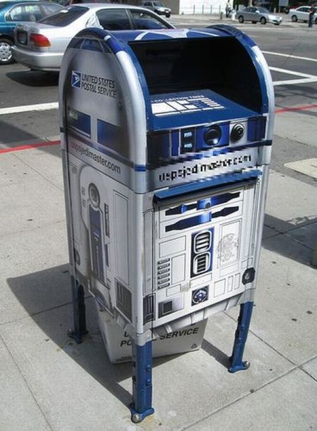 R2 D2 Post (20 pics)