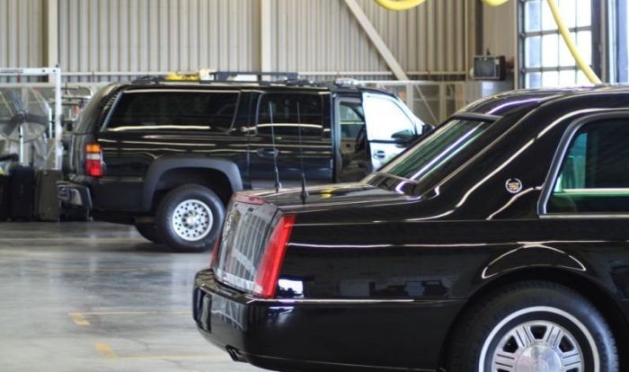 Cadillac One - Limousine of US President (7 pics)