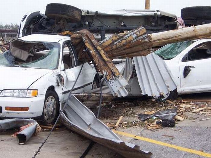 Inside St. John's Hospital in Joplin (27 pics)