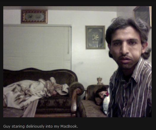 Guy Has My MacBook (8 pics)