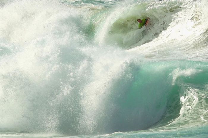 Surfing Photos (66 pics)