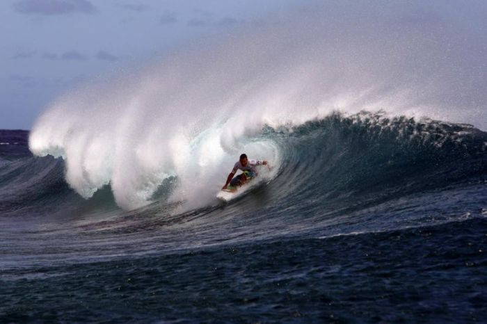 Surfing Photos (66 pics)