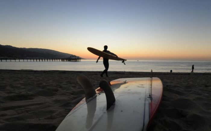 Surfing Photos (66 pics)