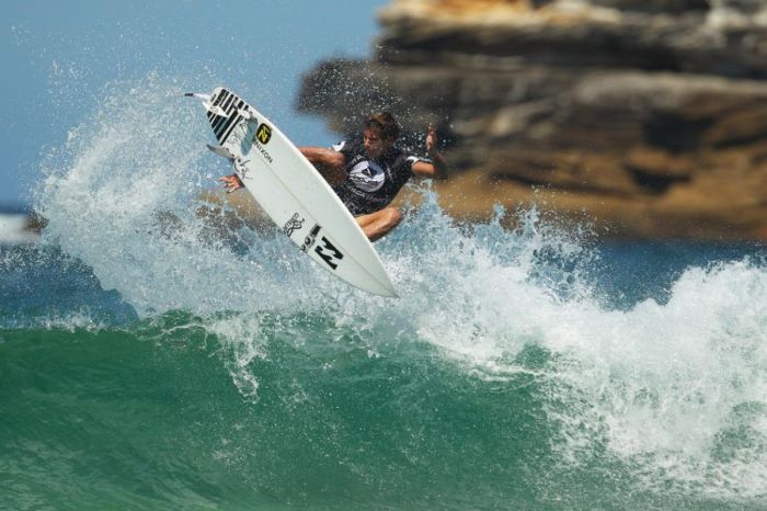 Surfing Photos (66 pics)