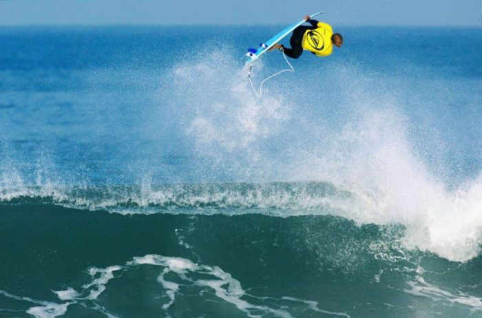 Surfing Photos (66 pics)