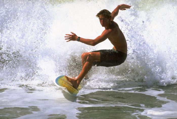 Surfing Photos (66 pics)
