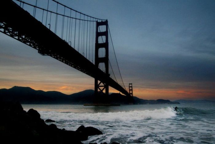 Surfing Photos (66 pics)