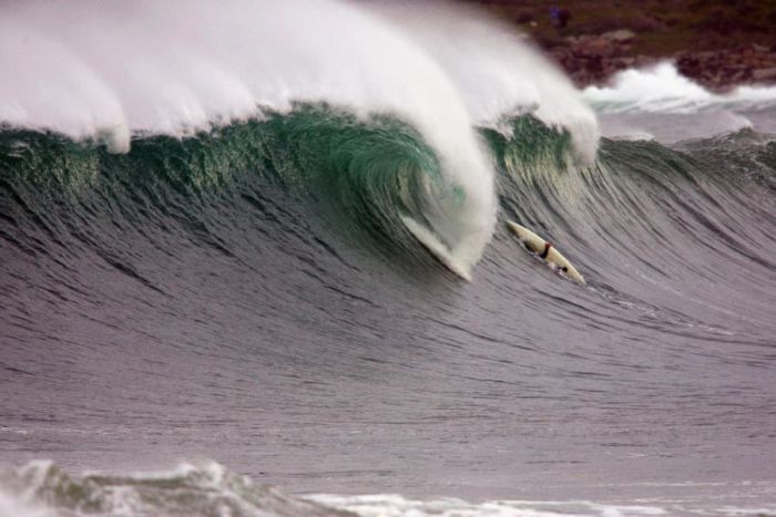 Surfing Photos (66 pics)