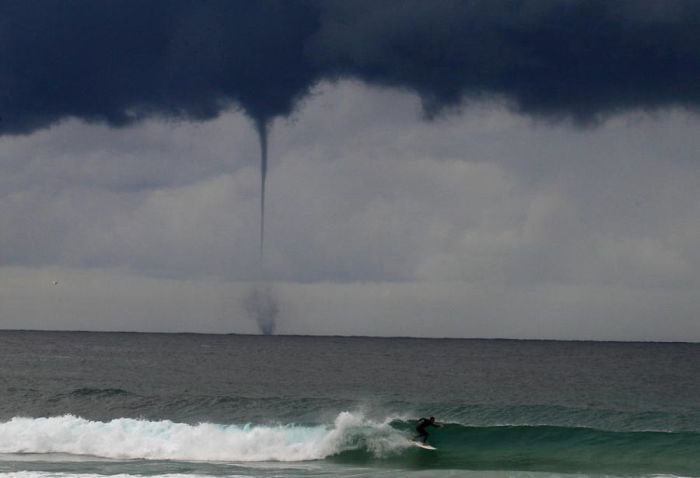Surfing Photos (66 pics)