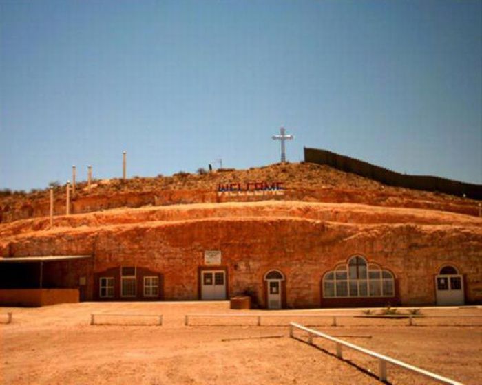 Underground Town in South Australia (33 pics)