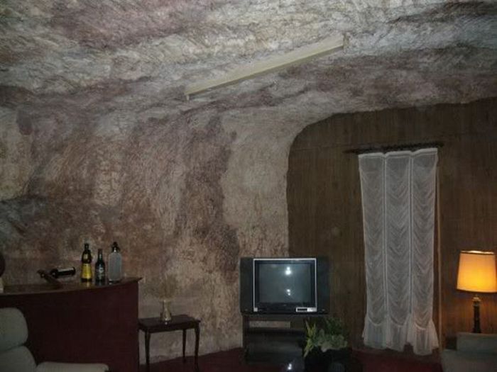 Underground Town in South Australia (33 pics)