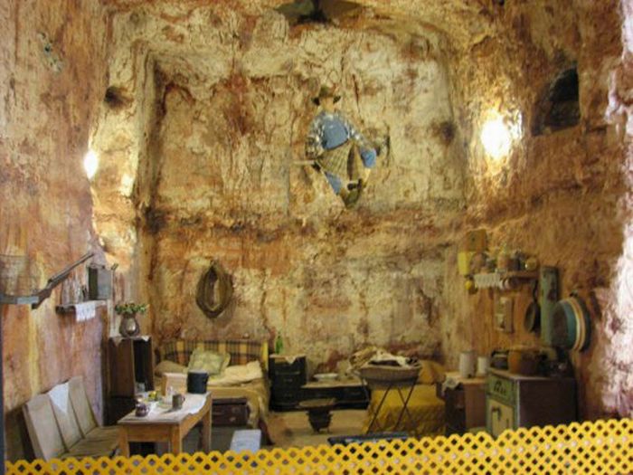 Underground Town in South Australia (33 pics)