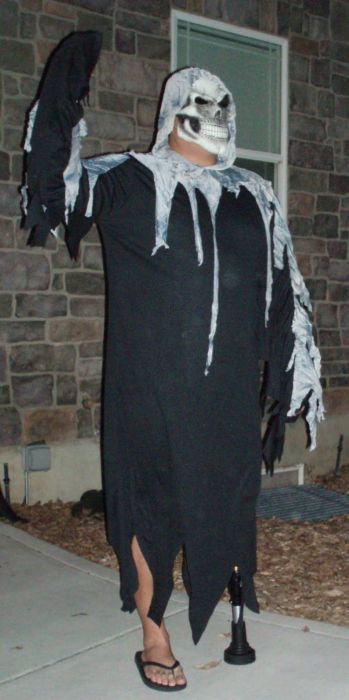 Dad in Costumes (103 pics)