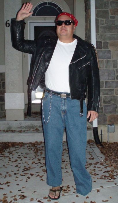 Dad in Costumes (103 pics)