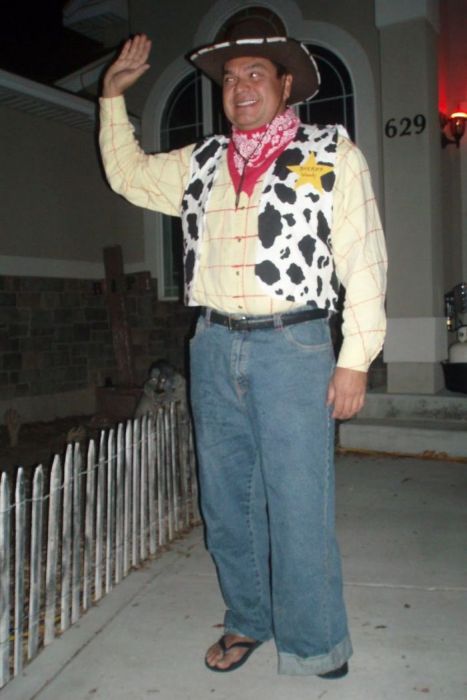 Dad in Costumes (103 pics)
