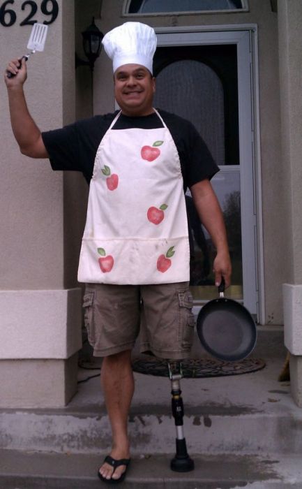 Dad in Costumes (103 pics)