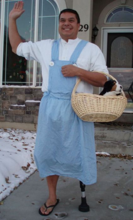 Dad in Costumes (103 pics)