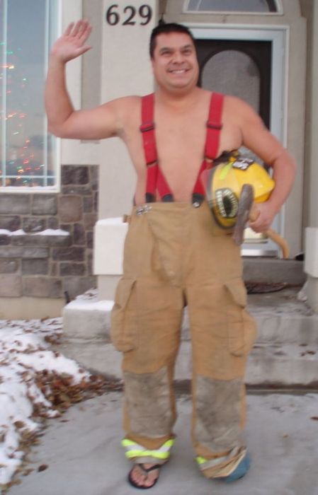 Dad in Costumes (103 pics)