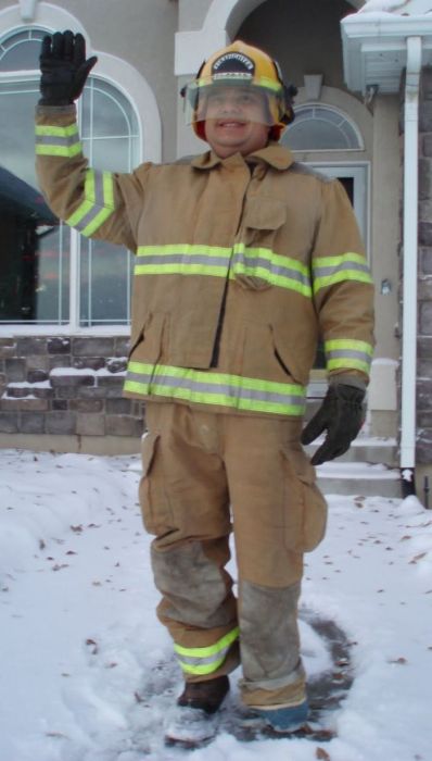 Dad in Costumes (103 pics)