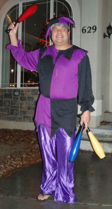 Dad in Costumes (103 pics)