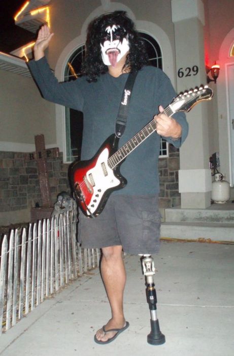 Dad in Costumes (103 pics)