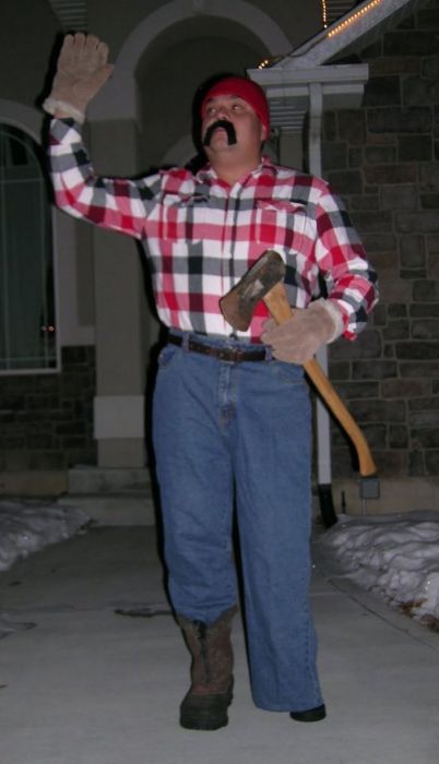 Dad in Costumes (103 pics)