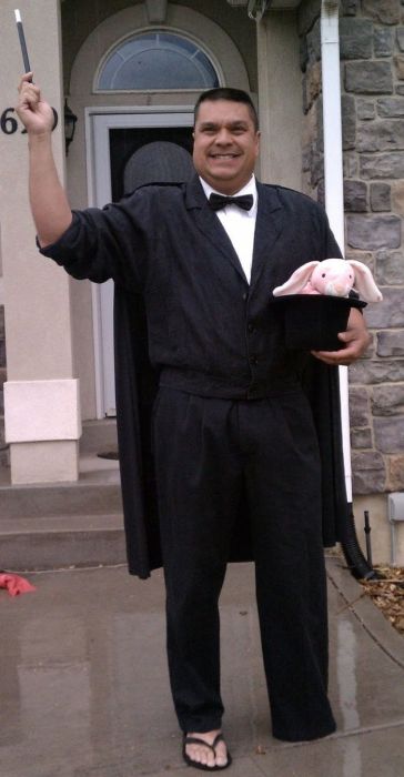 Dad in Costumes (103 pics)