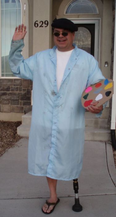 Dad in Costumes (103 pics)