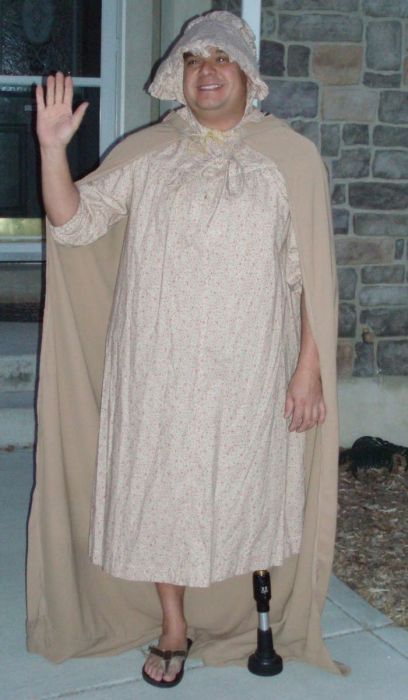 Dad in Costumes (103 pics)