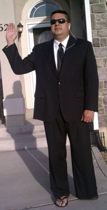 Dad in Costumes (103 pics)