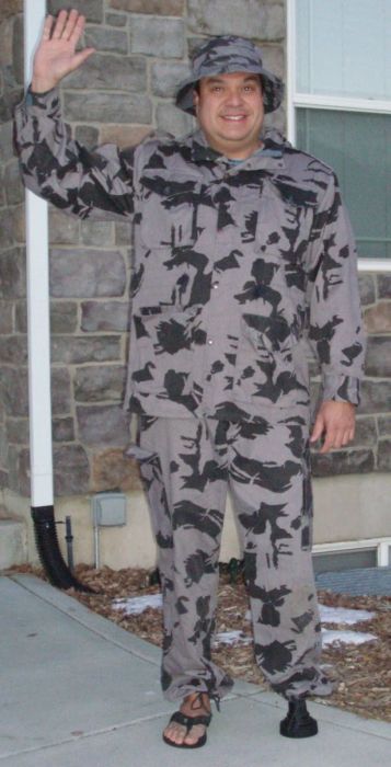 Dad in Costumes (103 pics)