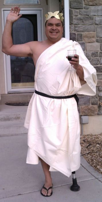 Dad in Costumes (103 pics)