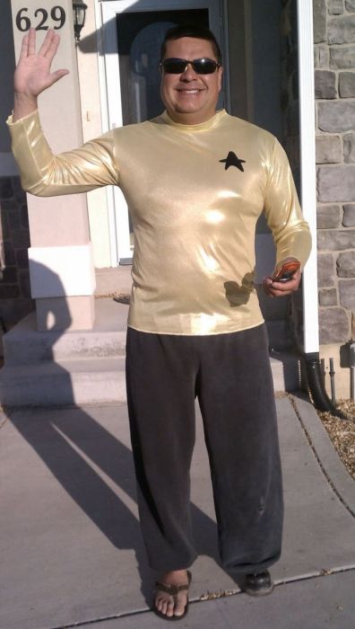 Dad in Costumes (103 pics)