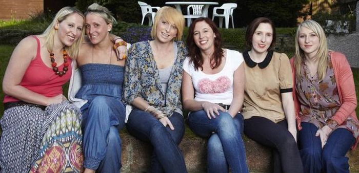 Sextuplets Then and Now (9 pics)