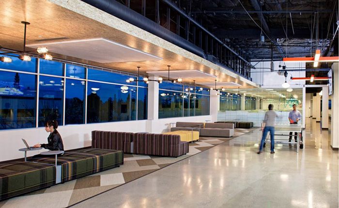AOL HQ (21 pics)