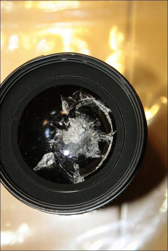 Angry Woman Destroys Camera Lenses Worth $7,000 (15 pics)