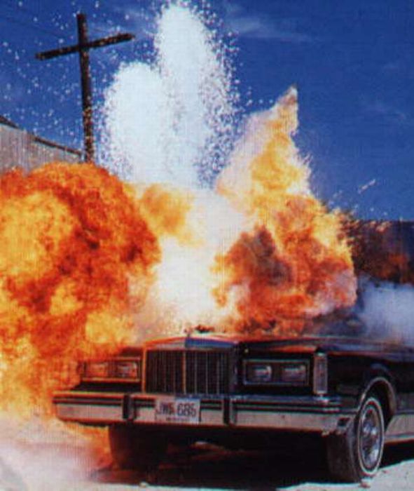 Car Explosions (20 pics)