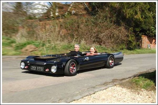 The Flatmobile (21 pics)
