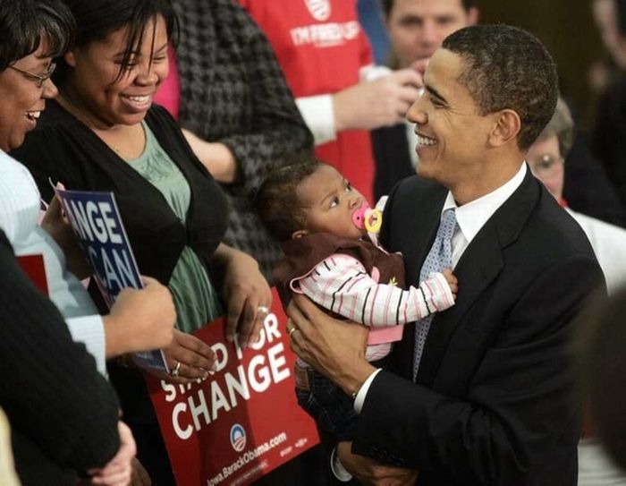 Obama with Babies (50 pics)