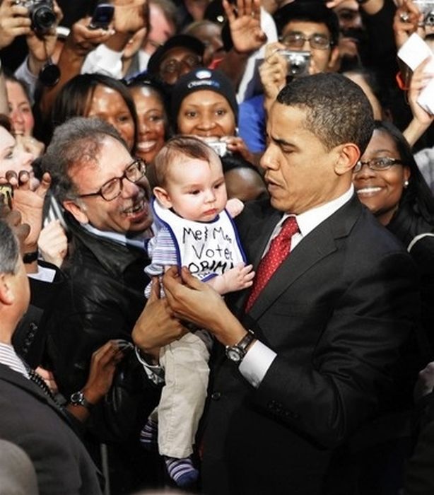 Obama with Babies (50 pics)